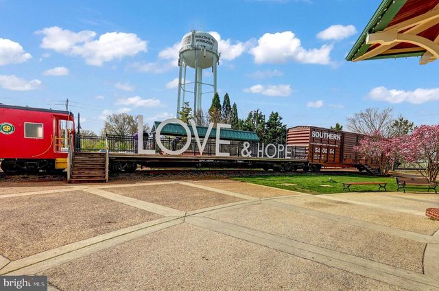 9516 KIMBLETON HALL LOOP, Manassas Park, VA 20111