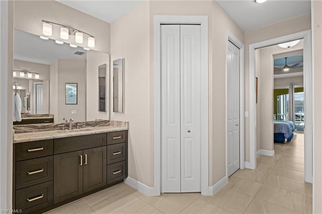 211 SE 37th LN, Cape Coral, FL 33904