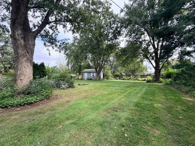828 Regent Street, New Lenox, IL 60451