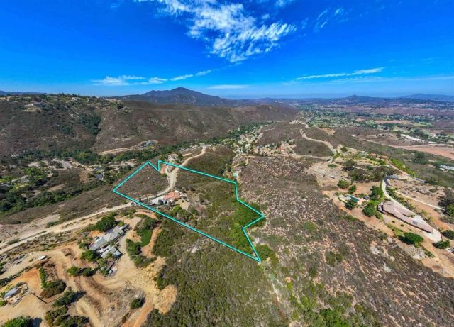 3662 Tuk A Wile Drive, Jamul, CA 91935