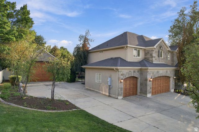 1724 E ELLERBECK LN, Draper, UT 84020