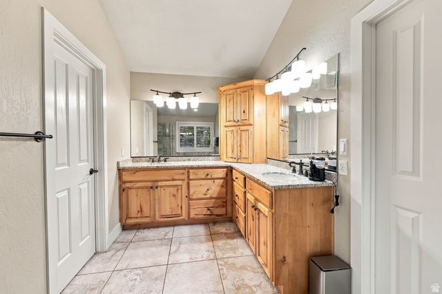 1724 E ELLERBECK LN, Draper, UT 84020