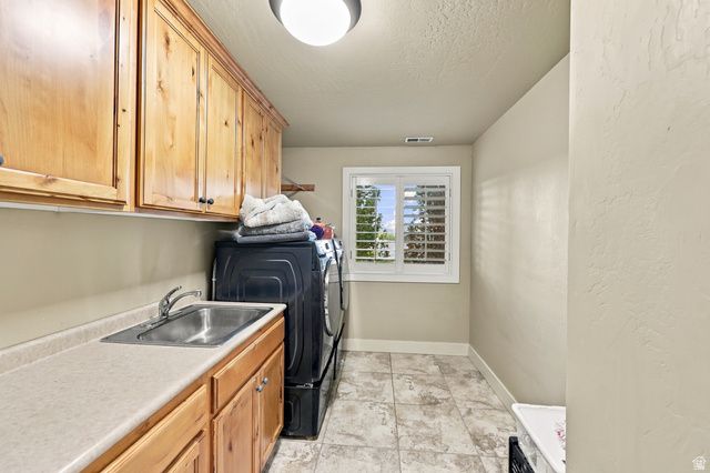 1724 E ELLERBECK LN, Draper, UT 84020