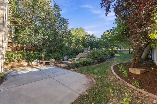 1724 E ELLERBECK LN, Draper, UT 84020