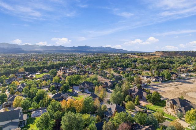1724 E ELLERBECK LN, Draper, UT 84020