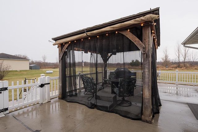 N7879 COUNTY ROAD U, Oneida, WI 54155