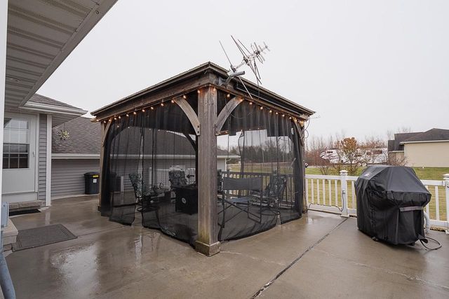 N7879 COUNTY ROAD U, Oneida, WI 54155