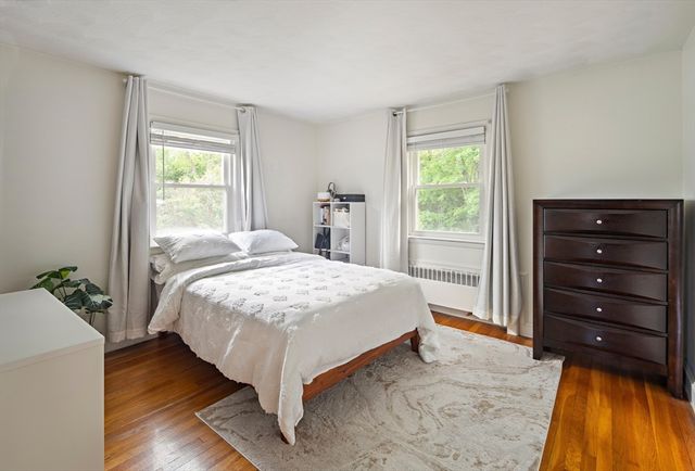12 Karen Rd, Woburn, MA 01801