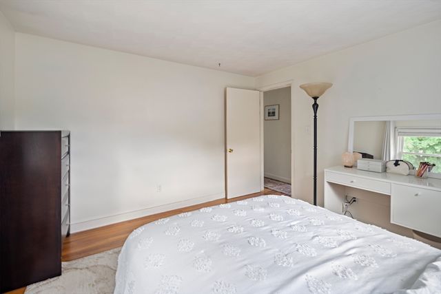 12 Karen Rd, Woburn, MA 01801