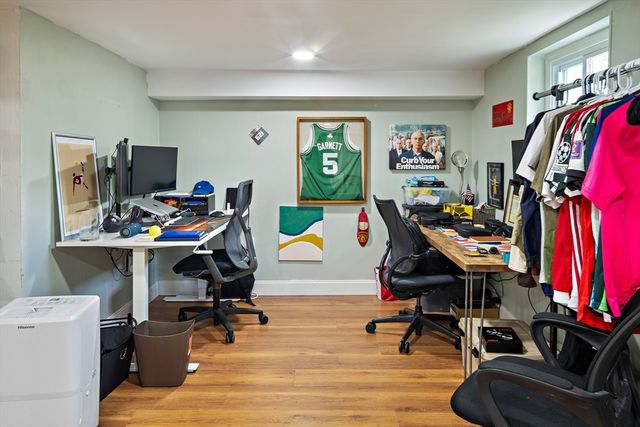 12 Karen Rd, Woburn, MA 01801