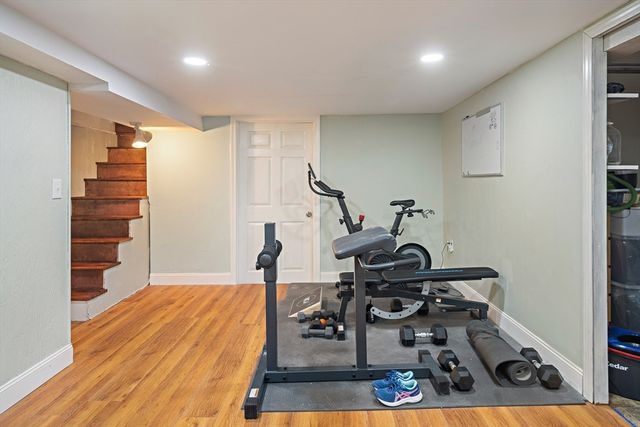 12 Karen Rd, Woburn, MA 01801