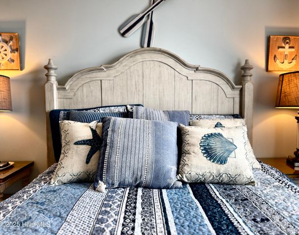 4425 Arendell Street 609, Morehead City, NC 28557