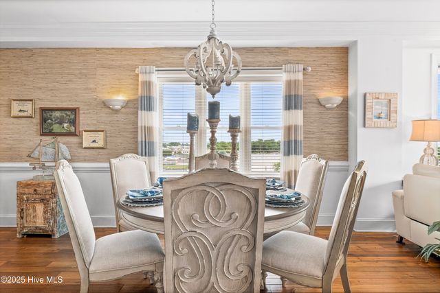 4425 Arendell Street 609, Morehead City, NC 28557