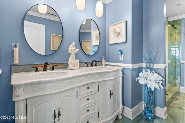 4425 Arendell Street 609, Morehead City, NC 28557