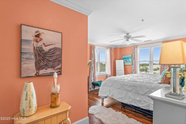 4425 Arendell Street 609, Morehead City, NC 28557