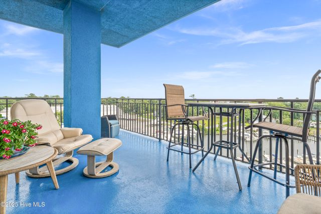 4425 Arendell Street 609, Morehead City, NC 28557