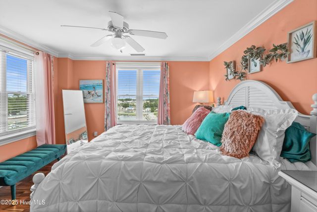 4425 Arendell Street 609, Morehead City, NC 28557