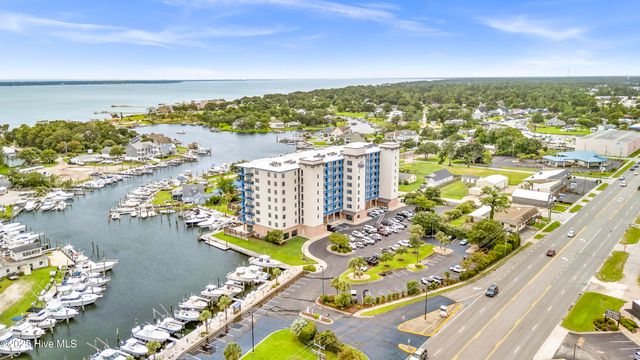 4425 Arendell Street 609, Morehead City, NC 28557