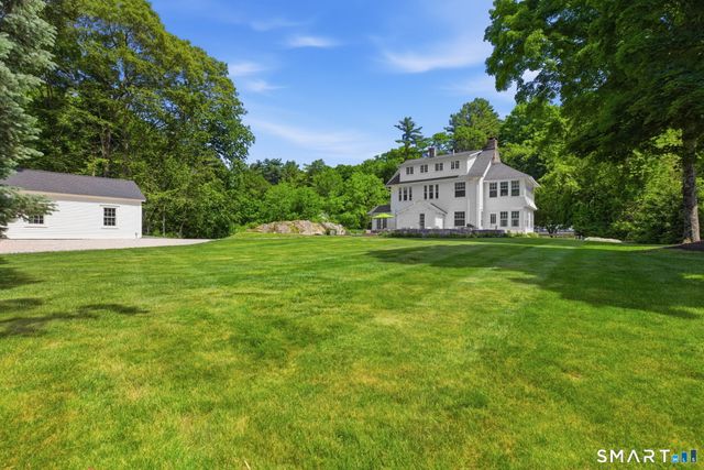 207 Redding Road, Redding, CT 06896