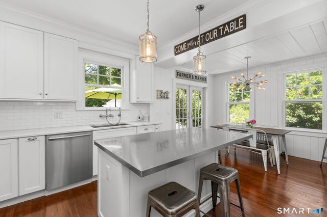 207 Redding Road, Redding, CT 06896