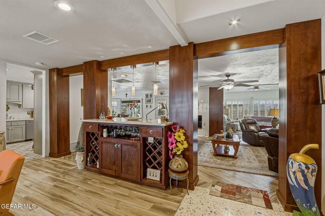 9517 DESERT HILLS Lane, El Paso, TX 79925