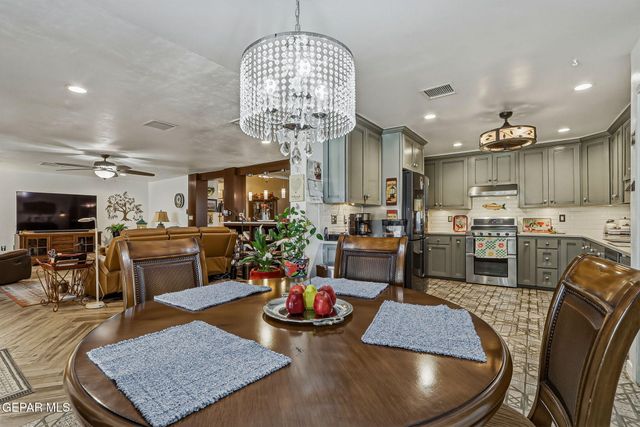 9517 DESERT HILLS Lane, El Paso, TX 79925