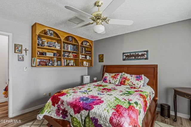 9517 DESERT HILLS Lane, El Paso, TX 79925