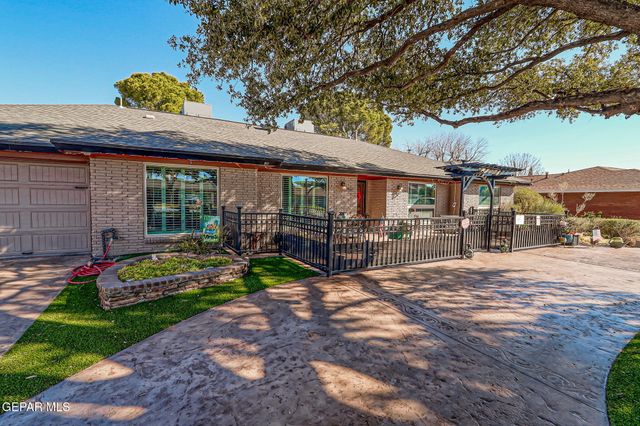 9517 DESERT HILLS Lane, El Paso, TX 79925