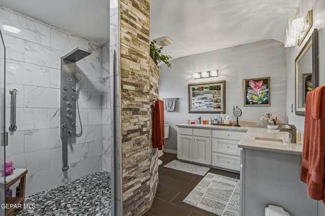 9517 DESERT HILLS Lane, El Paso, TX 79925