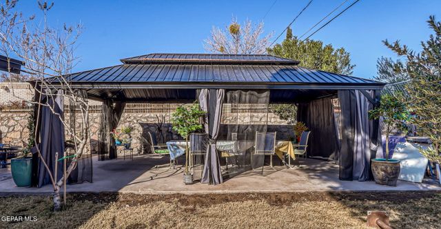 9517 DESERT HILLS Lane, El Paso, TX 79925