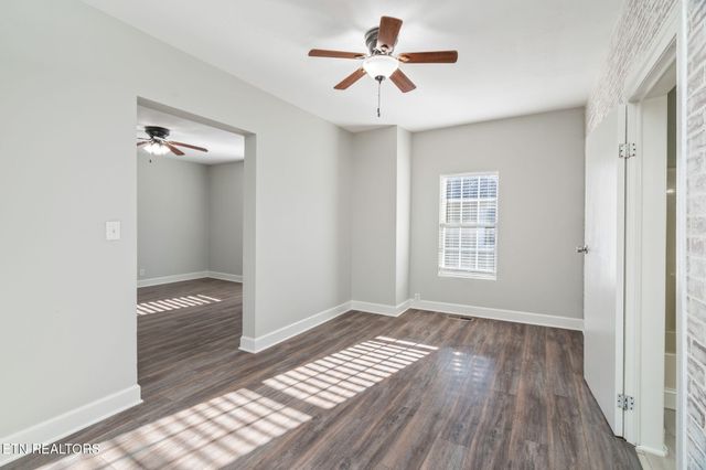 618 Steekee Rd, Loudon, TN 37774