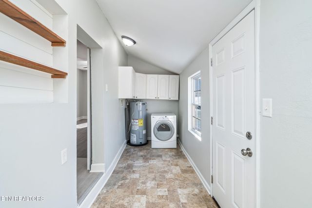 618 Steekee Rd, Loudon, TN 37774