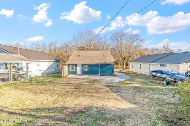618 Steekee Rd, Loudon, TN 37774