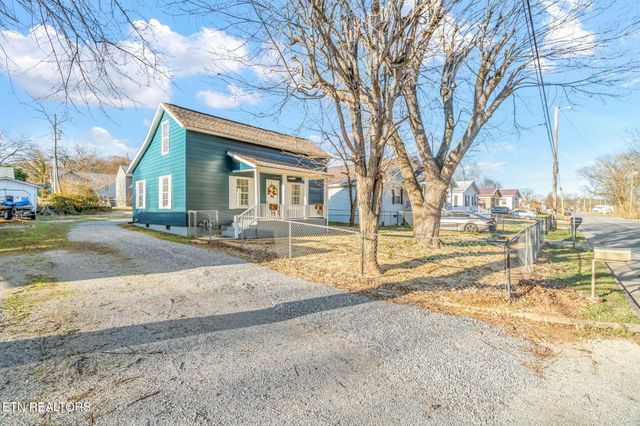 618 Steekee Rd, Loudon, TN 37774