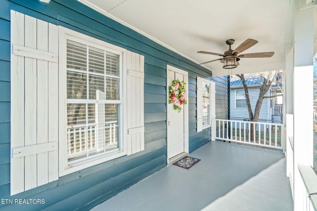 618 Steekee Rd, Loudon, TN 37774