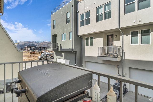 11059 S FREESTONE RD, South Jordan, UT 84095