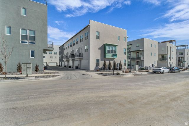 11059 S FREESTONE RD, South Jordan, UT 84095