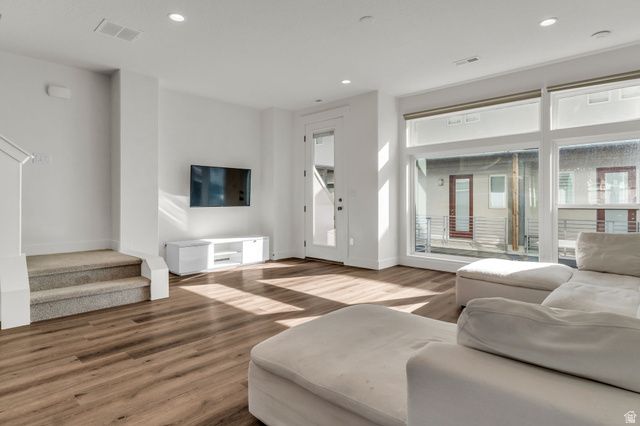 11059 S FREESTONE RD, South Jordan, UT 84095