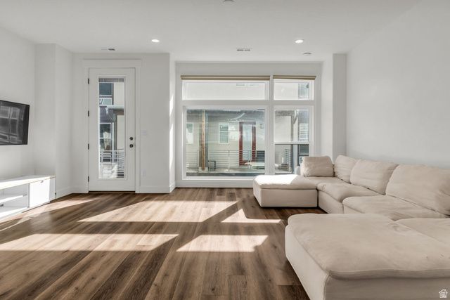 11059 S FREESTONE RD, South Jordan, UT 84095