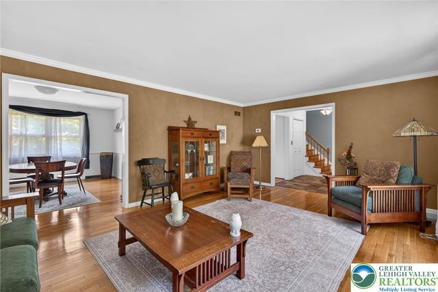 1466 Willowbrook Drive, Lower Saucon Twp, PA 18015