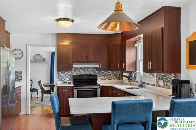 1466 Willowbrook Drive, Lower Saucon Twp, PA 18015