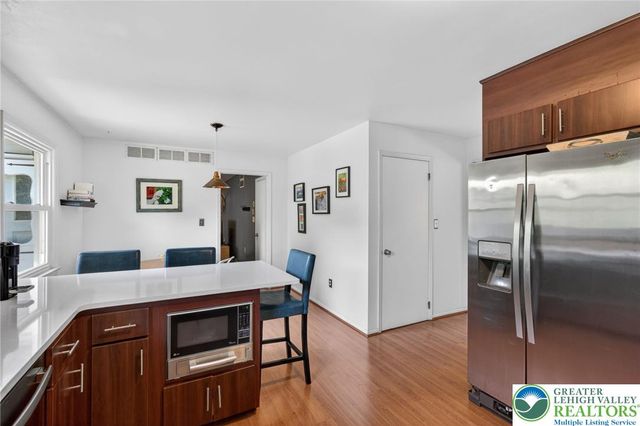 1466 Willowbrook Drive, Lower Saucon Twp, PA 18015