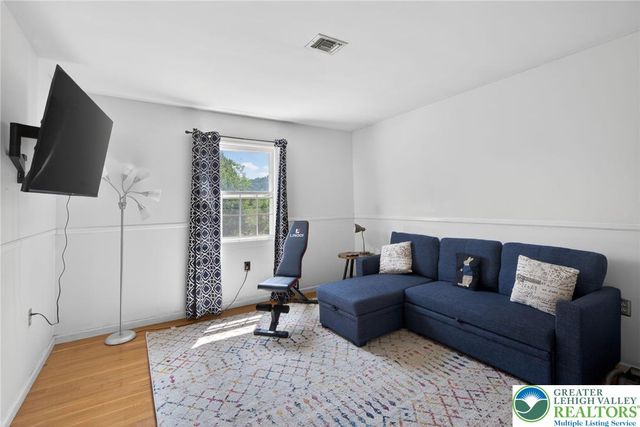 1466 Willowbrook Drive, Lower Saucon Twp, PA 18015