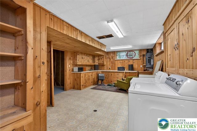 1466 Willowbrook Drive, Lower Saucon Twp, PA 18015