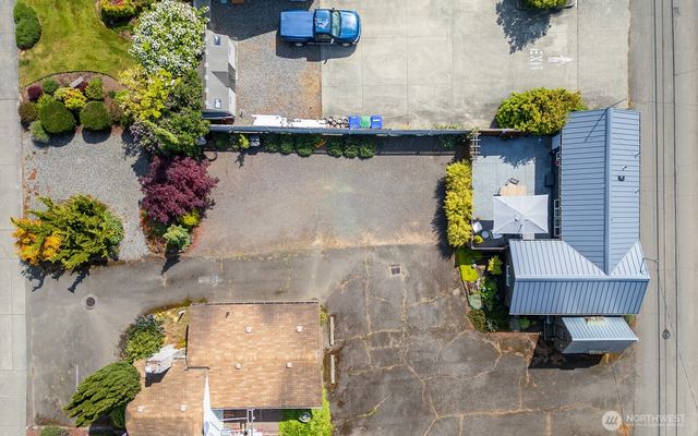 233 W Washington Street, Sequim, WA 98382