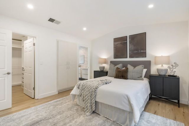 2064 Rialto Court, Mountain View, CA 94043