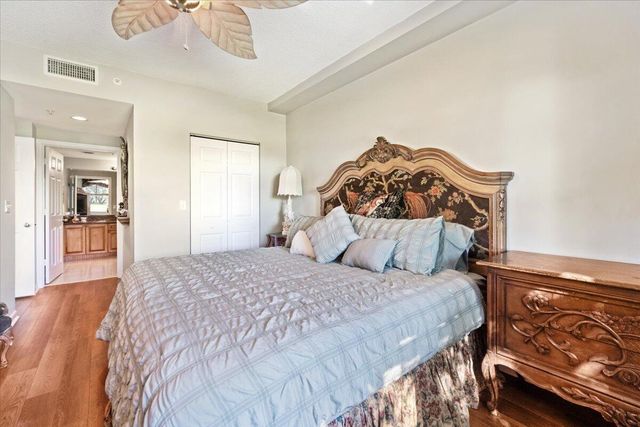 11720 SAINT ANDREWS Place 107, Wellington, FL 33414