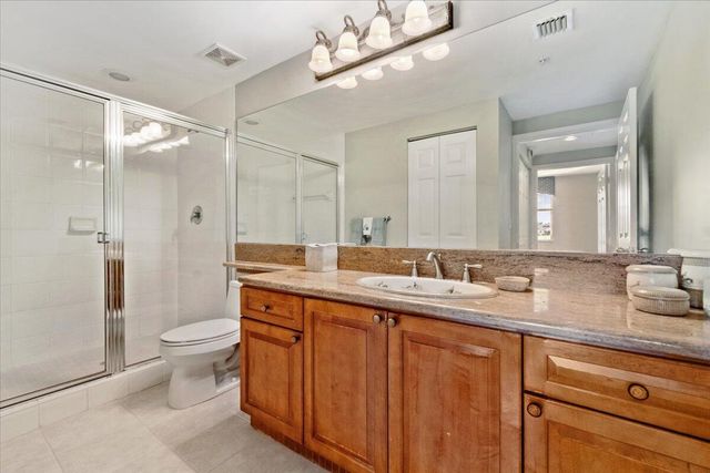 11720 SAINT ANDREWS Place 107, Wellington, FL 33414