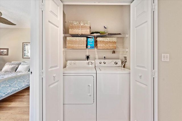 11720 SAINT ANDREWS Place 107, Wellington, FL 33414