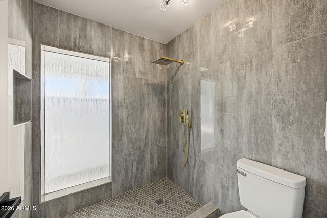 2324 E CORTEZ Street, Phoenix, AZ 85028